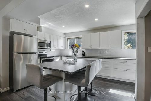 164 Willow Rd, Guelph, ON, N1H1W8 | Card Image