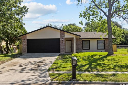 5219 Galacino St, San Antonio, TX, 78247-1807 | Card Image