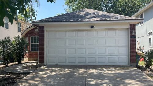 5512 Steven Creek Way, Austin, TX, 78721-3029 | Card Image