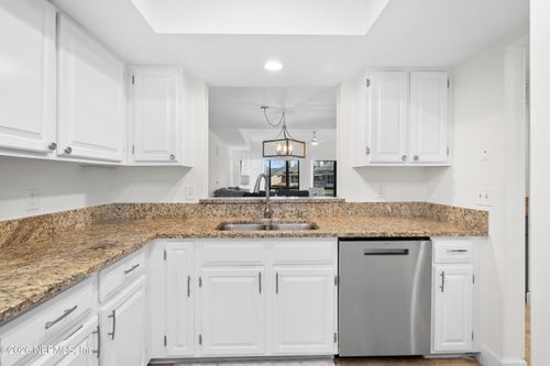 73 Fishermans Cove Rd, Ponte Vedra Beach, FL, 32082-3302 | Card Image