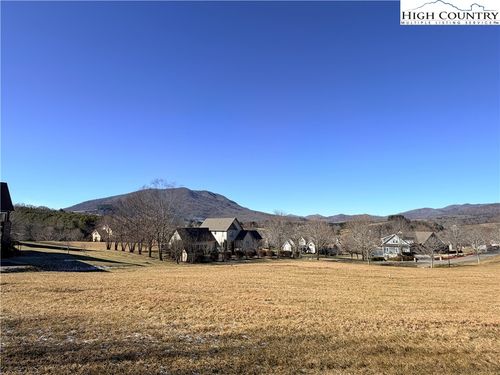 31 Olde Charter Cir, Jefferson, NC, 28640 | Card Image