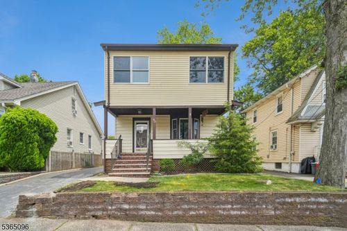 45 Shelby St, Dumont, NJ, 07628-3111 | Card Image