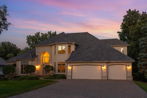 8665 Wynstone Pass, Eden Prairie, MN, 55347-3434 | Card Image