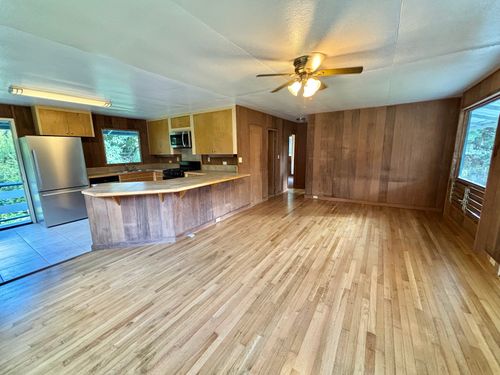 99-7736 Uluhe Pl, Volcano, HI, 96785-8913 | Card Image