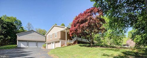 550 River Dr, York Haven, PA, 17370-9721 | Card Image
