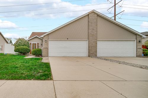 1741 W 86th Ln, Merrillville, IN, 46410-7460 | Card Image