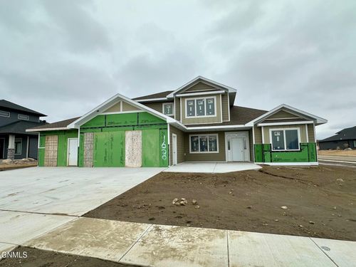 1620 Community Loop, Bismarck, ND, 58503-7436 | Card Image