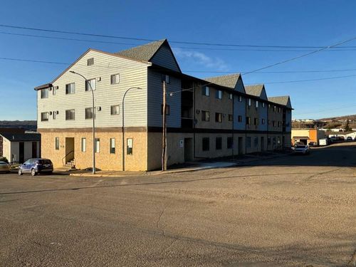 101-215-10118 100 Avenue, Peace River, AB, T8S1R3 | Card Image