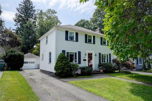 33 Catalpa Road, Irondequoit, NY, 14617 | Card Image