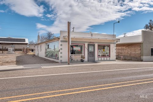 503 1st St, Adrian, OR, 97901-5030 | Card Image