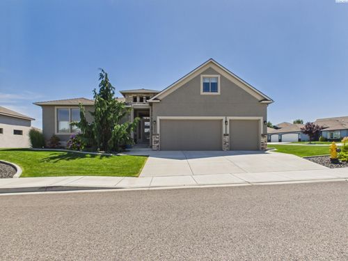 3065 Wild Canyon Way, Richland, WA, 99354-7801 | Card Image