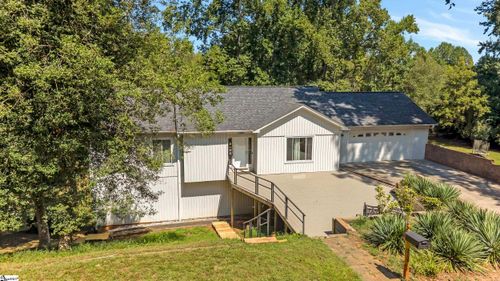 206 Holly Park Dr, Simpsonville, SC, 29681-5305 | Card Image