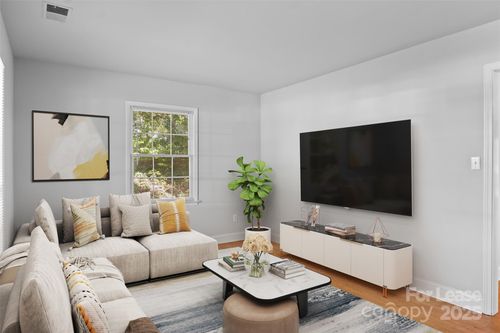 919 Pineborough Rd, Charlotte, NC, 28212-7048 | Card Image