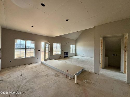 7473 Sweetwater Dr, Nashville, NC, 27856-6202 | Card Image