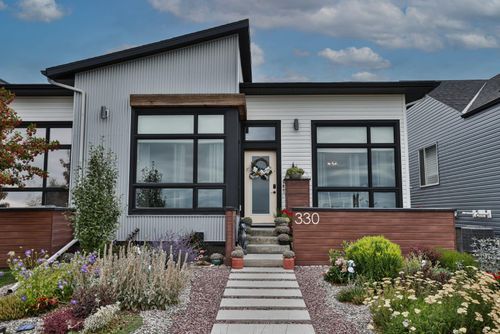 330 Uplands Blvd N, Lethbridge, AB, T1H7C7 | Card Image