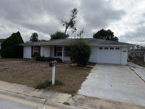 7818 Foxwood Dr, NEW PORT RICHEY, FL, 34653-2114 | Card Image