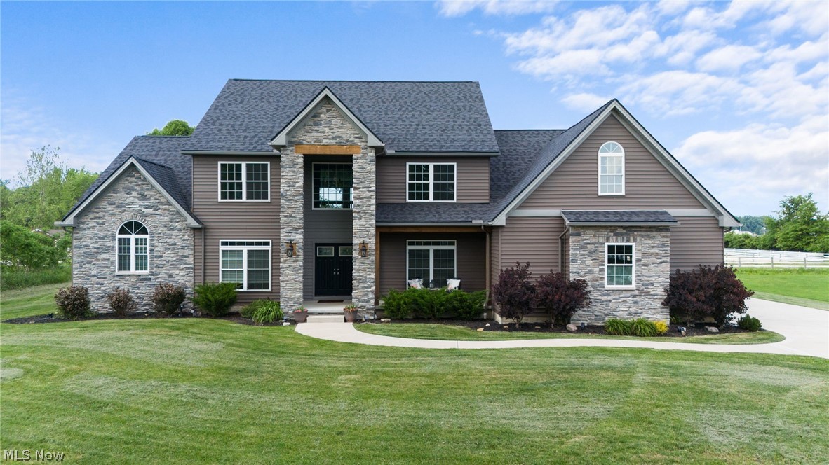 Mills Rd, Avon, OH 44011