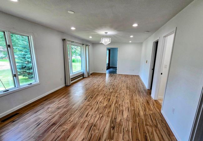 229 E Oak St, House other with 3 bedrooms, 2 bathrooms and null parking in Tyler MN | Image 10