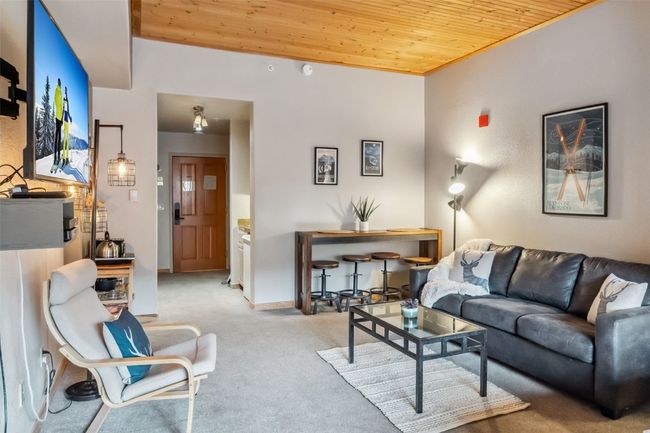 Great relaxing area and dining table. | Image 6