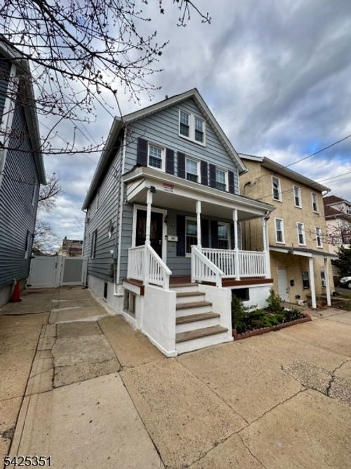 187 Redmond St, New Brunswick, NJ, 08901-2670 | Card Image