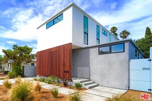 2938 Kelton Ave, Los Angeles, CA, 90024-2009 | Card Image