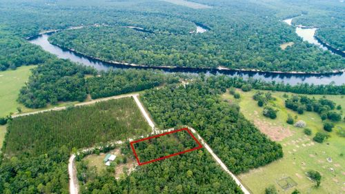 110 Se Deer Trail Rd, Branford, FL, 32008 | Card Image