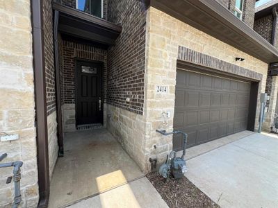 2414 Ash Lane, Townhouse with 3 bedrooms, 2 bathrooms and null parking in Sachse TX | Image 2