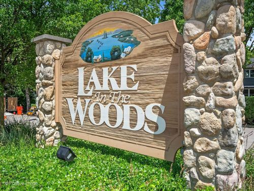109-500 Redondo Road, Downers Grove, IL, 60516 | Card Image