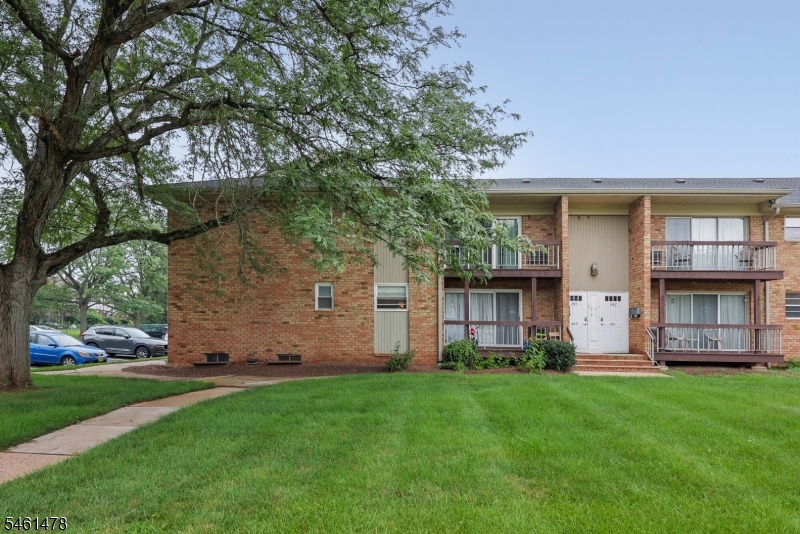 Residential Lease in Hillsborough Twp.