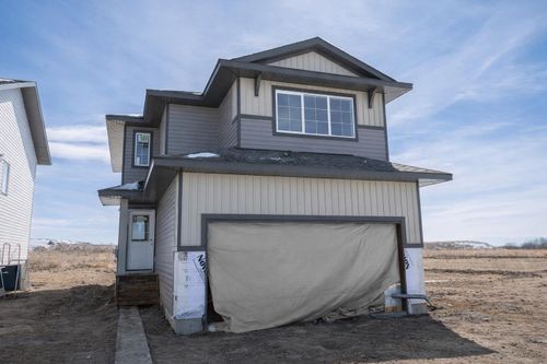 57 Lincoln St, Sylvan Lake, AB, T4S | Card Image