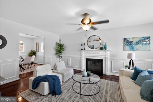 3164 Patrick Henry Dr, FALLS CHURCH, VA, 22044-1825 | Card Image