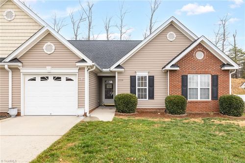 1328 Crosswinds Dr, High Point, NC, 27265-7293 | Card Image