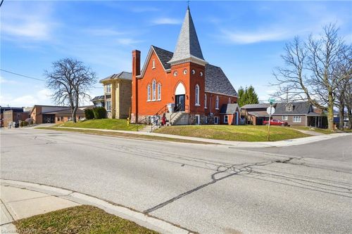 20 Mill Street E, Milverton, ON, N0K1M0 | Card Image