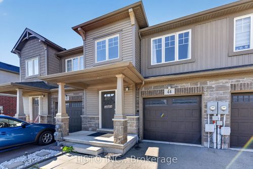 44 Haney Dr, Thorold, ON, L2V0G5 | Card Image