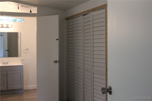 4209 E Lake Park Dr, House other with 2 bedrooms, 2 bathrooms and null parking in Hernando FL | Image 11