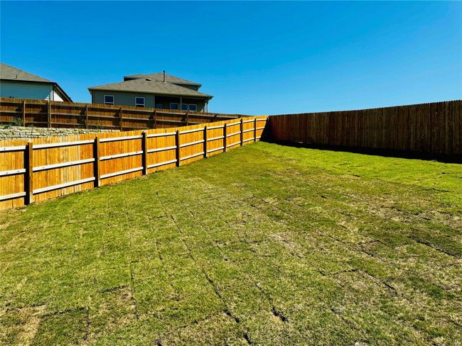Sideyard | Image 32