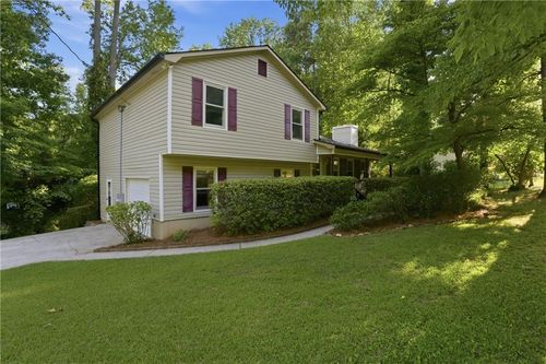 4695 Spring Gate Dr, Powder Springs, GA, 30127-2561 | Card Image