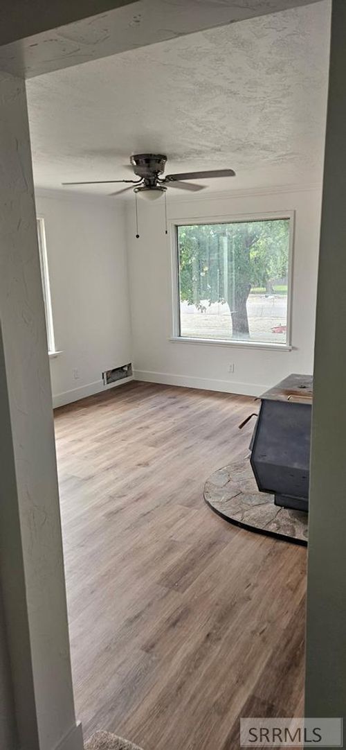 284 N Main St, Downey, ID, 83234-4702 | Card Image