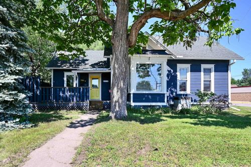 655 Huff St, Winona, MN, 55987-3321 | Card Image