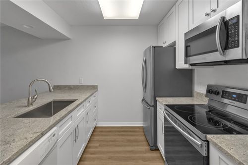205-1 Plantation Dr, Vero Beach, FL, 32966-8260 | Card Image