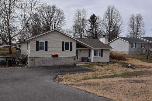 9 Locksley Ct, Bedford, IN, 47421-9230 | Card Image