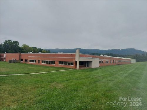 1 Balcrank Way, Weaverville, NC, 28787-9244 | Card Image