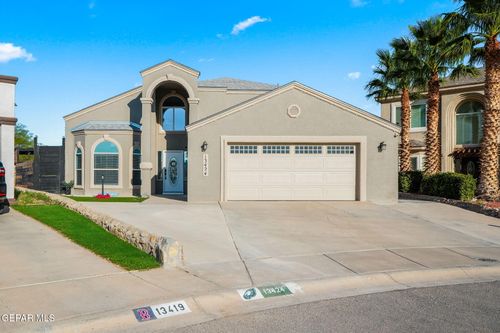 13424 Emerald Seas Way, Horizon City, TX, 79928-6461 | Card Image