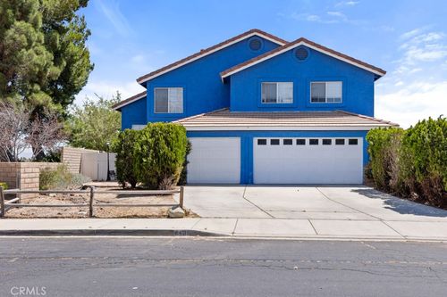 14485 Fontaine Way, Victorville, CA, 92394-3217 | Card Image