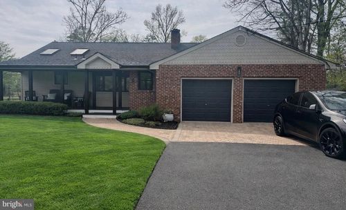 6 Brookside Dr, MEDFORD, NJ, 08055-9238 | Card Image