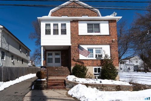 12 Jackson Ave, Stratford, CT, 06615-6212 | Card Image