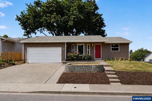 4967 Jennifer Ct S, Salem, OR, 97302-2361 | Card Image