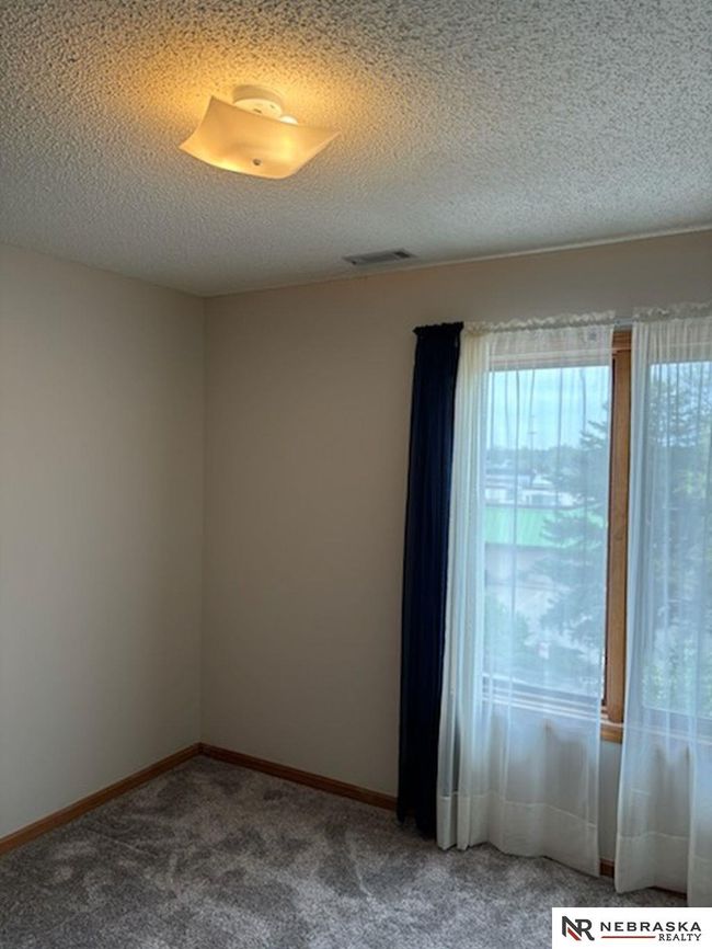 UNIT-302 - 3001 S 51 St Street Ct, Condo with 2 bedrooms, 1 bathrooms and 1 parking in Lincoln NE | Image 4