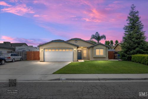 4517 Kaytlain Ave, Bakersfield, CA, 93313-3987 | Card Image