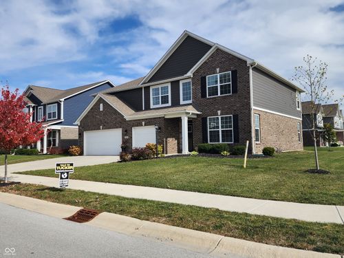 7362 Farlin Dr, Whitestown, IN, 46075-9210 | Card Image